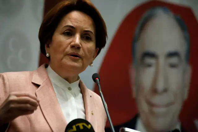 Meral Akşener