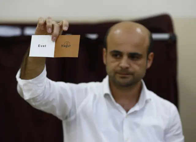 REFERANDUM