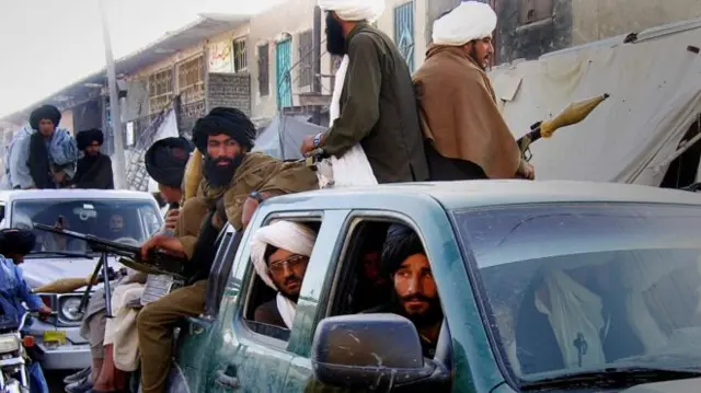در نشست مسکو که هفته گذشته برگزار شده بود، اشتراک کنندگان تأکید کردند که بحران افغانستان راه حل نظامی ندارد
