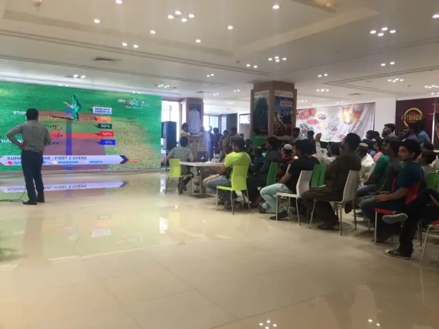 شائقین