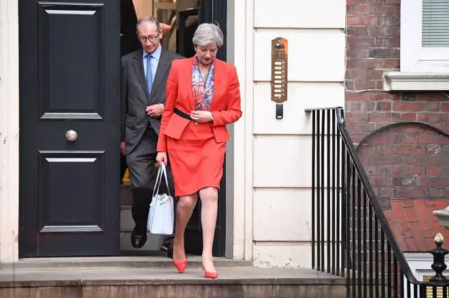Theresa May bị cho là đã thất bại trong "canh bạc" bầu cử