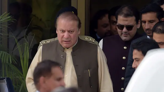 نواز