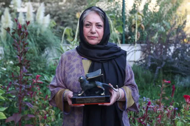 رخشان بنی اعتماد