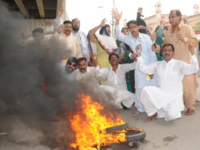 پاکستان مسلم لیگ کے کارکنان
