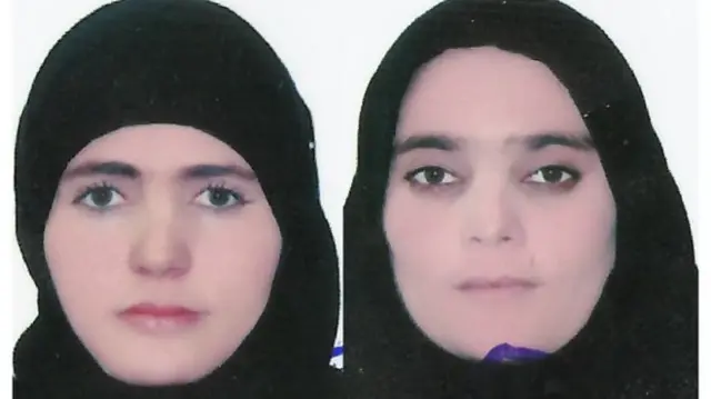 منورا (سمت چپ) نورحیا (سمت راست)