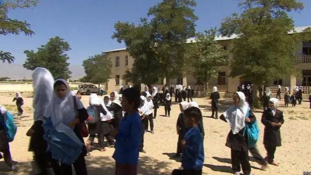 مکتب در افغانستان