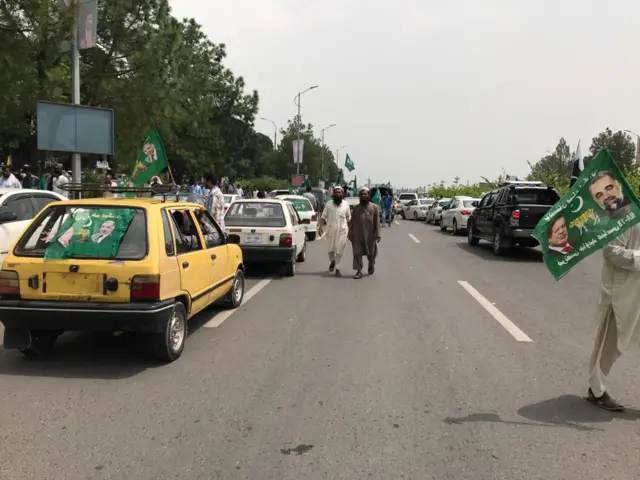 نواز