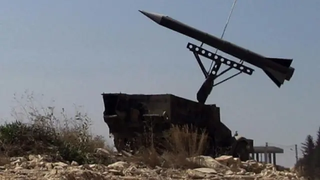 Lübnan'da bir Katyuşa roketi