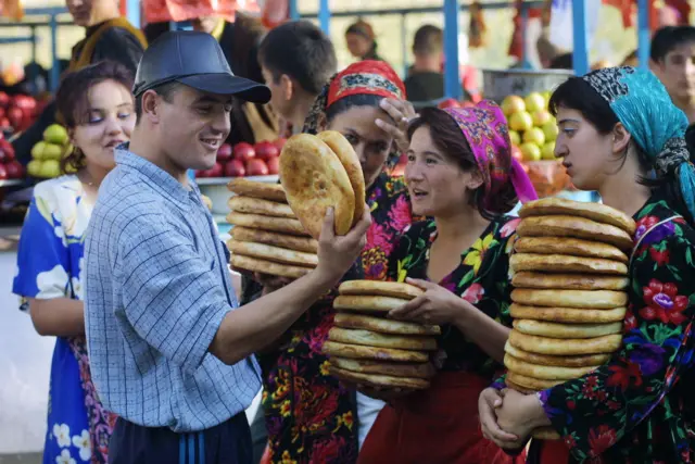 Người dân Uzbekistan