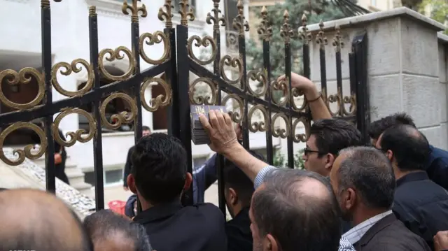 تجمع متقاضیان سفر به عراق