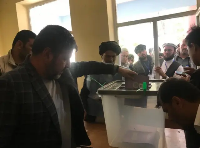 رحمت الله نبیل