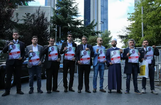 Suudi gazeteci eylem