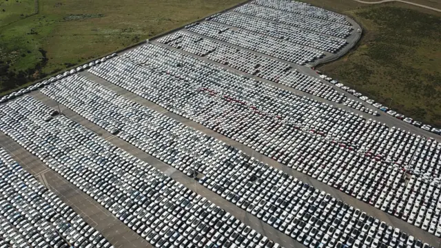 Gümrükte bekleyen araçlar