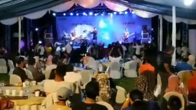 Band Seventeen