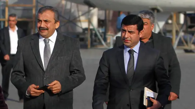 sırrı süreyya önder ve selahattin demirtaş