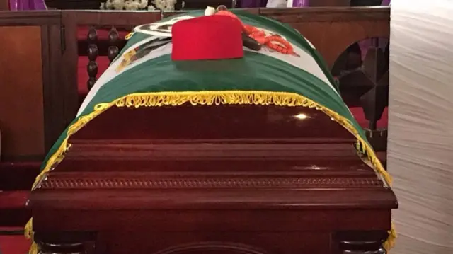 Akpatị ozu Ekwụeme gosiri ugwu ukwu akwanyere ya