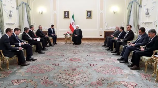 روحانی در دیدار با وزیر امور خارجه ترکیه