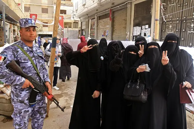 ناخبات في مدينة الاسكندرية يوم أمس