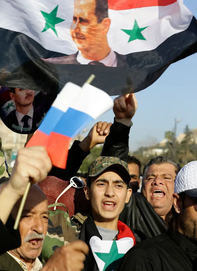 Акция поддержки и негодования в Дамаске после бомбардировки