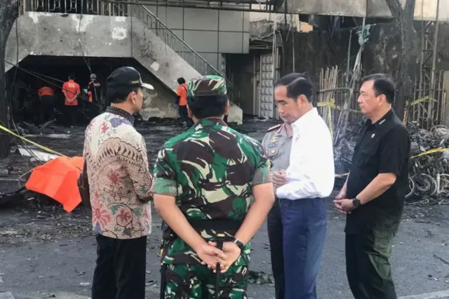 Jokowi di Surabaya