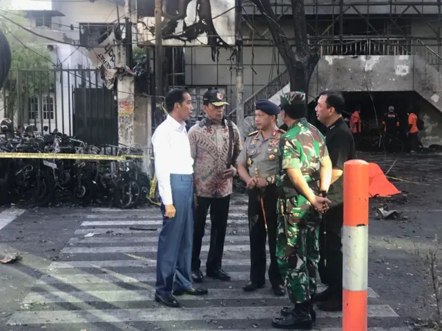 Jokowi Kapolri di Surabaya