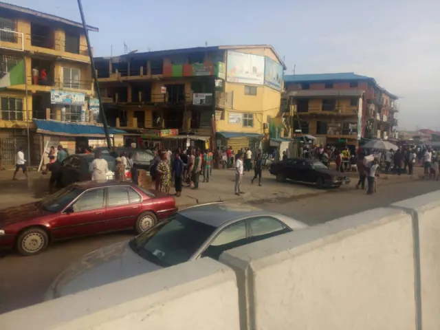 Ahịa Alaba na Legos