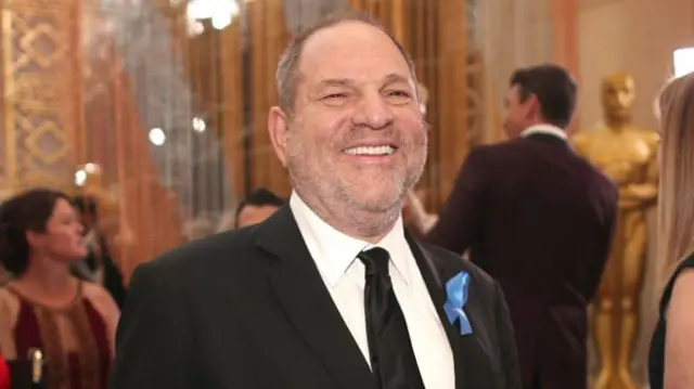 Harvey Weinstein ayaa sheegay in uusan u galmoonin dumar aysan isku afgaranin