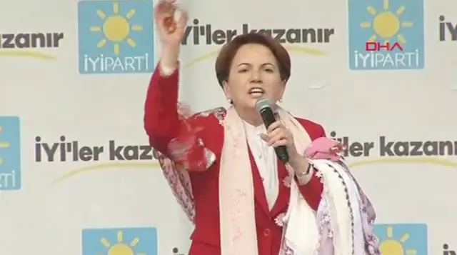 Meral akşener