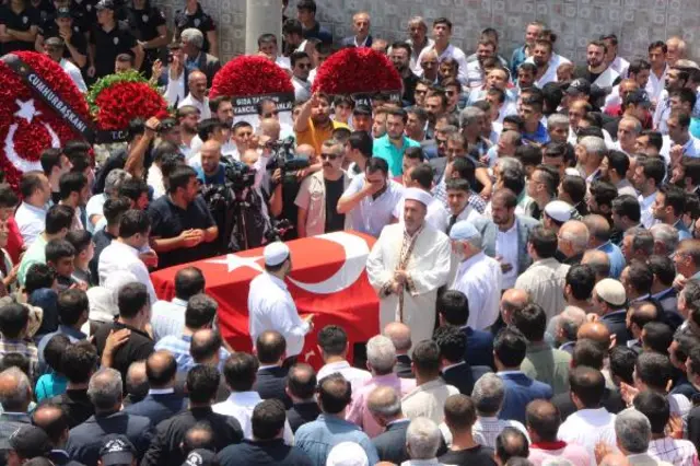 AKP Milletvekili İbrahim Halil Yıldız'ın ağabeyi Mehmet Şah Yıldız cenaze