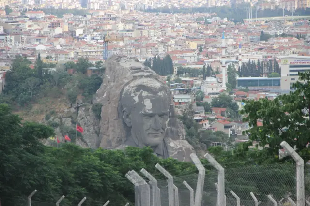 İZMİR
