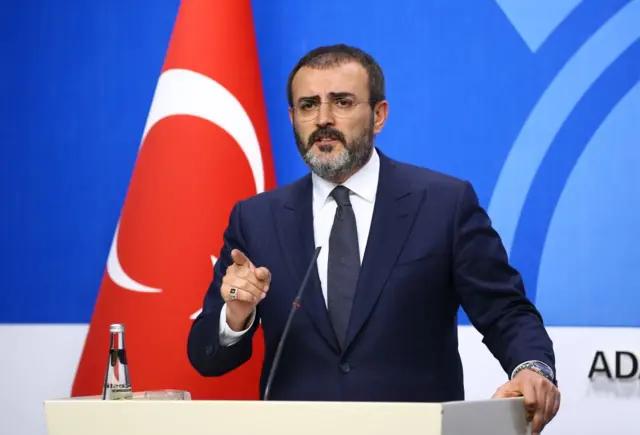 Mahir Ünal