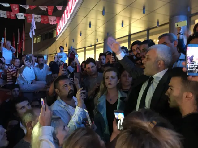 CHP Genel Başkan Yardımcısı ve İzmir Milletvekili Tuncay Özkan