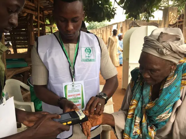 Iya agbalagba to ń dibo