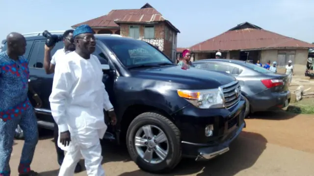 Fayẹmi jawe olubori ni ibudo idibo rẹ̀