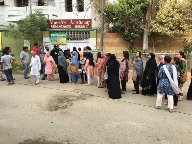 کراچی