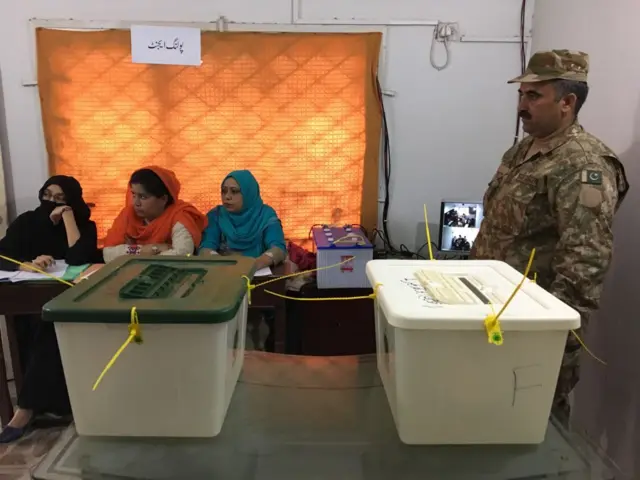 کراچی