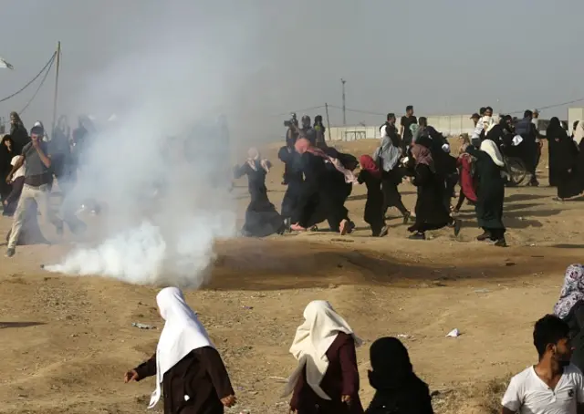 إصابة العشرات من النساء المشاركات في مسيرة شرقي غزة