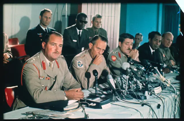 Ndị na-ele ihe na-eme na agha Biafra