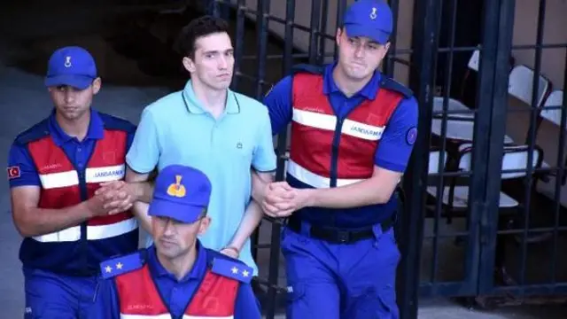 Tutuklu yunan askeri