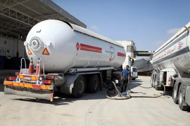 نقل الغاز المصري في رفح