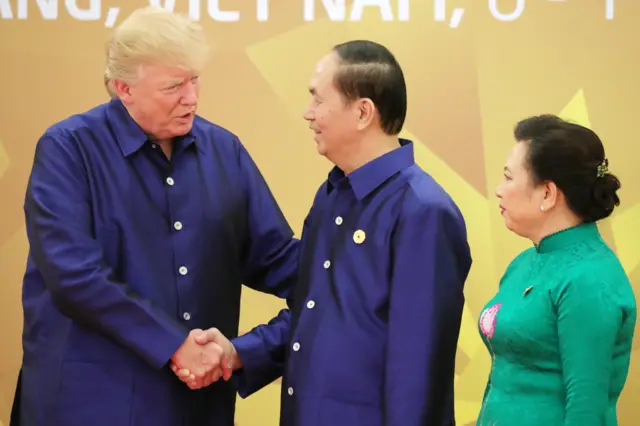 Chủ tịch Trần Đại Quang, Phu nhân Nguyễn Thị Hiền và Tổng thống Donald Trump