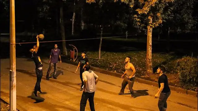 زندگی شبانه