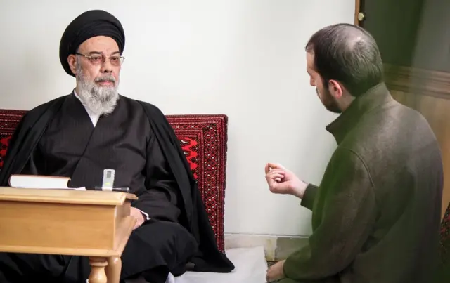 یوسف طباطبایی