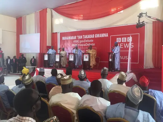 Zauren muhawara ya cika makil