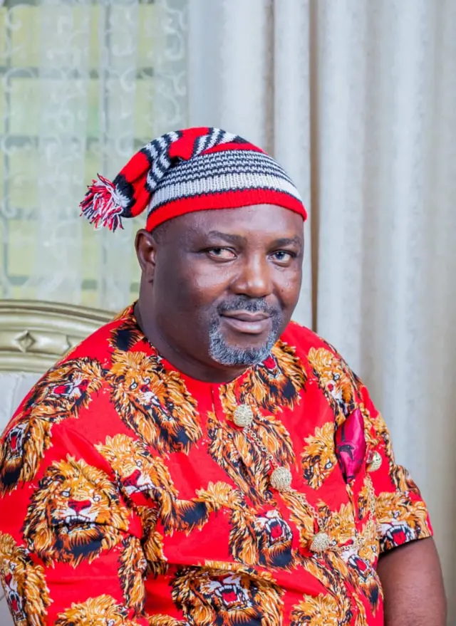 Chukwuemeka Uwakolam