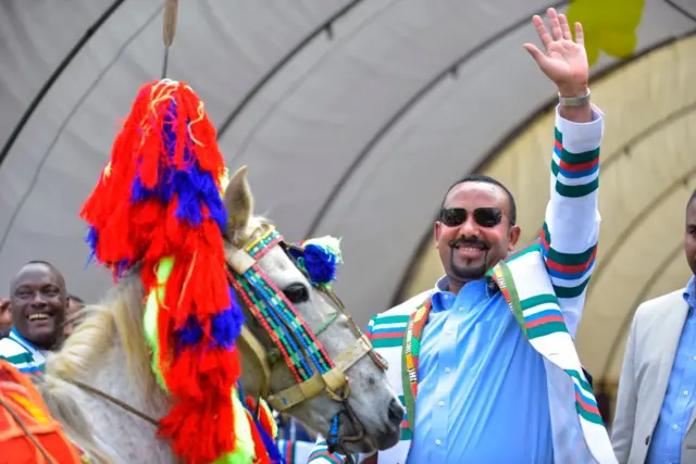 MM Abiy Ahimad badhaasa Noobeelii Nagaa bara 2019 injifatan