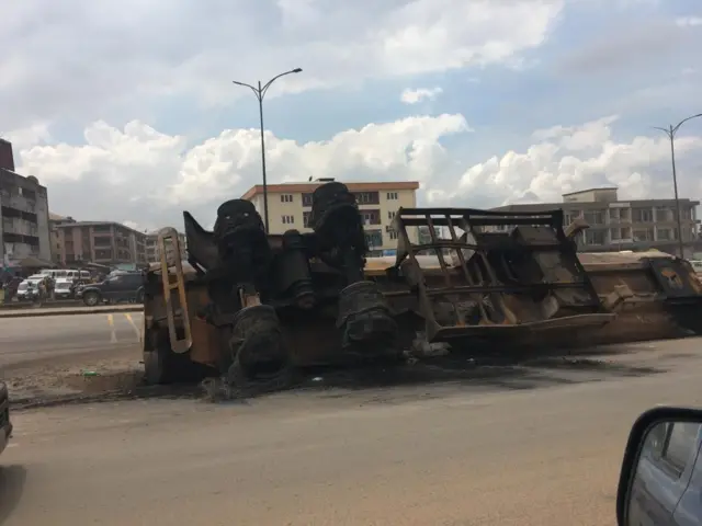 Tanka gbara ọkụ n'Ọnịcha ụnyaahụ