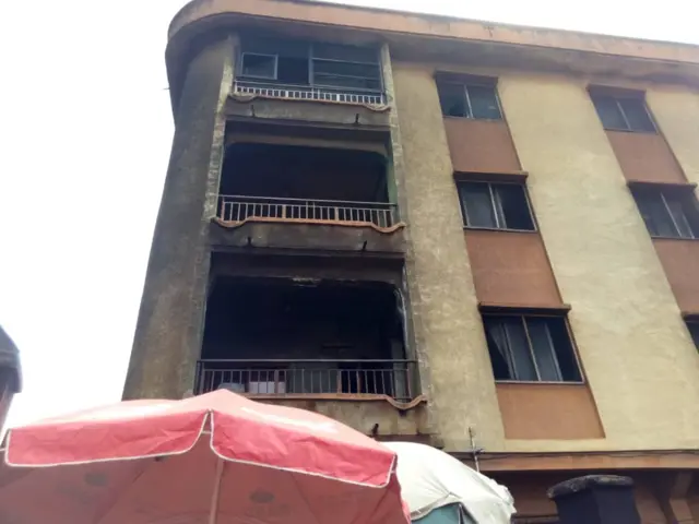 Ụlọobibi ọkụ gbara n'Ọmaba