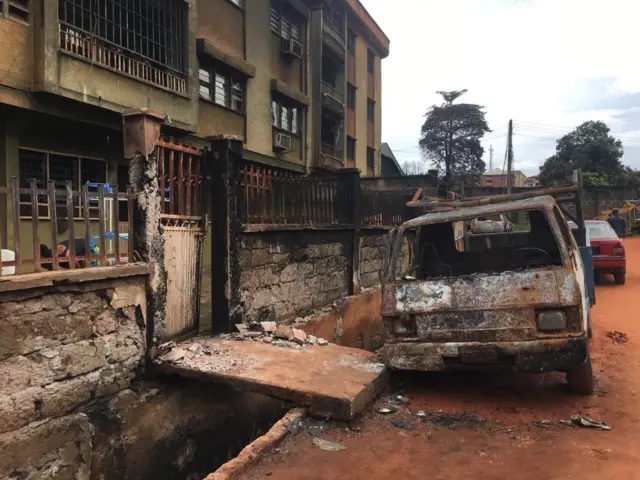 Ụgbọala nakwa ụlọ