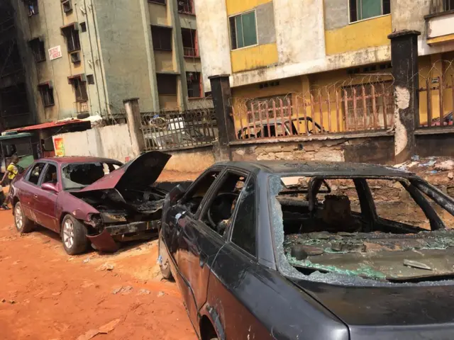 Ụgbọala ndị ọkụ metụtara